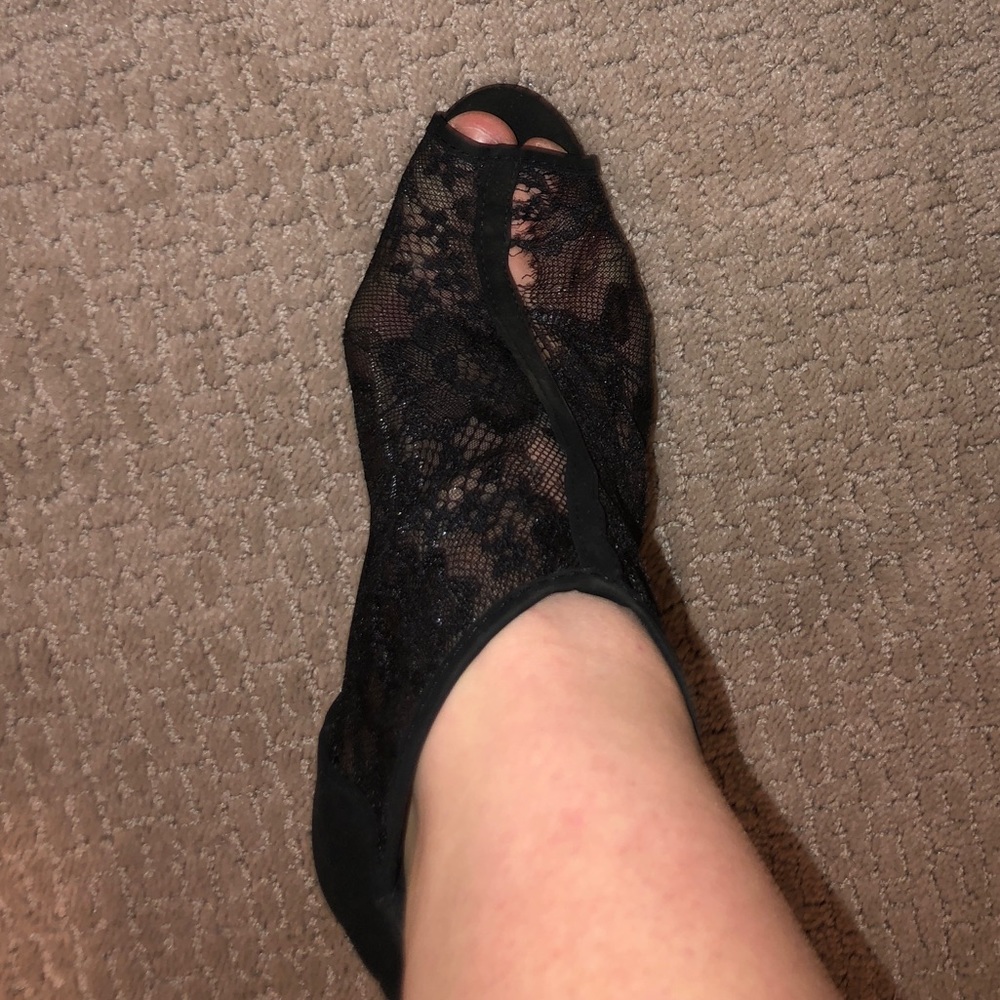 CUTE STILETTOS - Picture 4 of 4